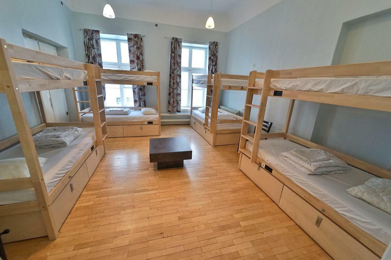 The Monks Bunk Hostel & Bar Tallinn Buitenkant foto